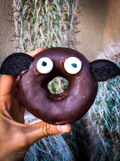 Una foto de Donuts con chocolate (Halloween edition🧛🏻♀️)