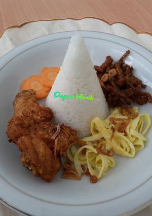 Foto resep Nasi uduk simpel by Dapur klasik
