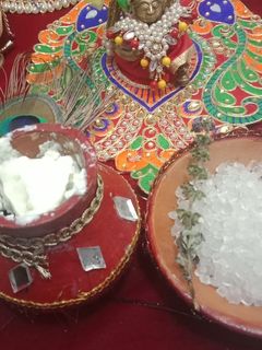 मक्खन मिश्री (makhan mishri recipe in Hindi) रेसिपी मुख्य फोटो