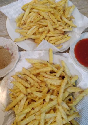 A picture of Cricpy french fries.