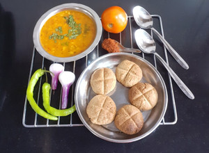 A picture of Rajshthani BAATI with Dal.