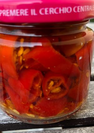 Foto di Peperoncini sott'olio