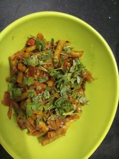 गवार भाजी (टिफीन साठी) (Gavar Bhaji Recipe In Marathi) रेसिपी चे मुख्य फोटो 