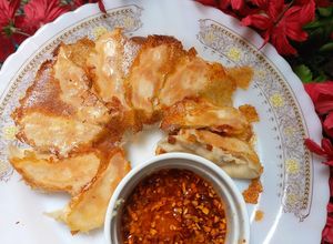 Foto resep Gyoza Potstickers (dengan lapisan crispy di bawah)