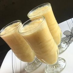 A picture of Tropical smoothie.