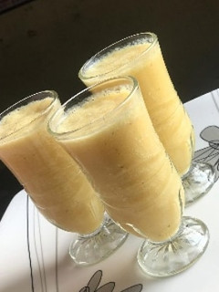 A picture of Tropical smoothie.