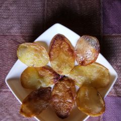 A picture of Instant Potato Chips.