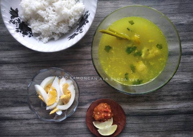 Soto ayam lamongan