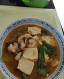 Mì cóc cóc chay với tôm kho hành lá