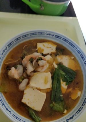 Hình của món Mì cóc cóc chay với tôm kho hành lá.