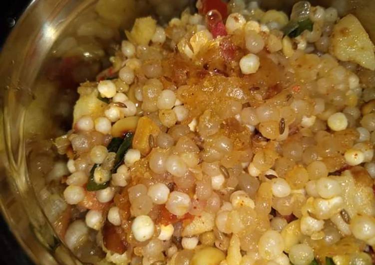 Recipe: Eating on a Dime Sabudana khichdi