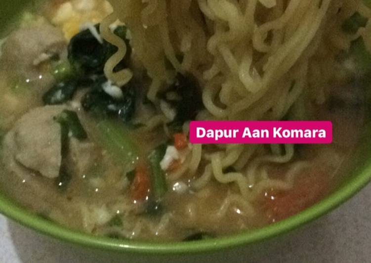 Resep: Indomie rebus😁 Simpel