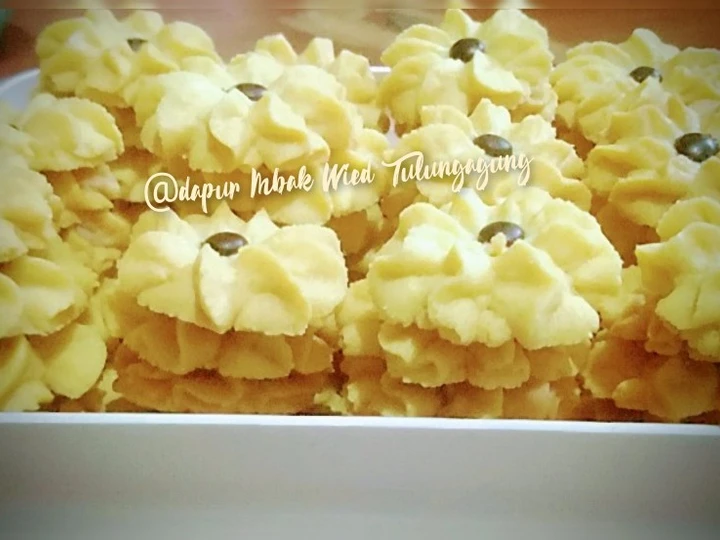 Langkah Mudah untuk Membikin Resep 39. Kue Semprit Jadul yang Uenak Anti Ribet, Uenak Banget