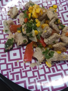 Una foto de Pierna de puerco a la mexicana