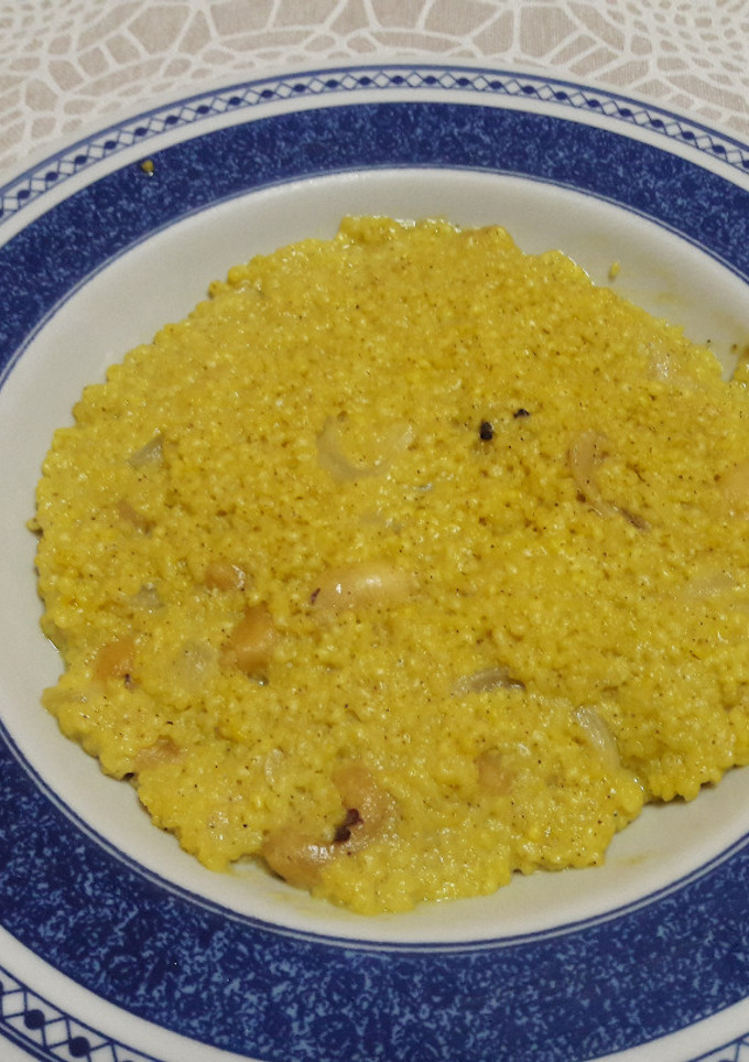 Una foto de 🇮🇳"Kashmiri Pulao hindú" de mijo solidario de comercio justo, bajo engrasa y vegano