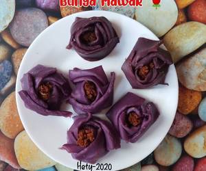 Gampangnya Membuat Dadar Gulung Bunga Mawar Ubi Unggu 🌹 Ala Restoran Gampangnya Membuat Dadar Gulung Bunga Mawar Ubi Unggu 🌹 Ala Restoran