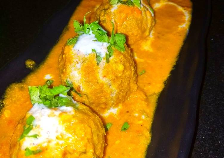 Delicious Raw banana kofta curry