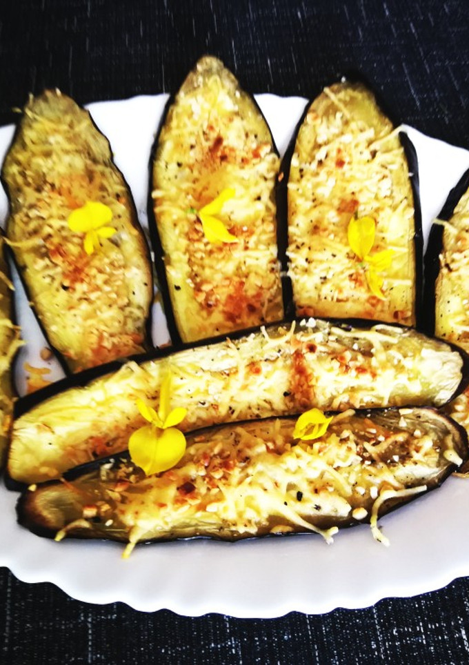 Una foto de Berenjenas gratinadas fácil