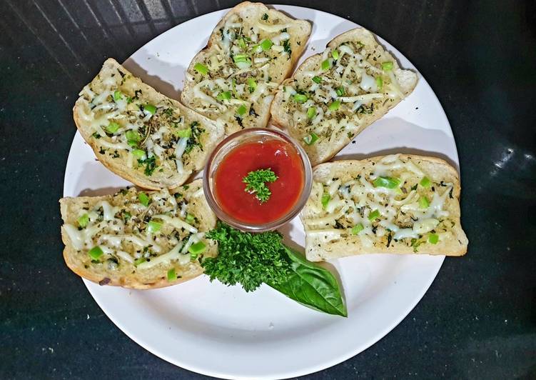 Recipe of Favorite Herb chilli garlic bread