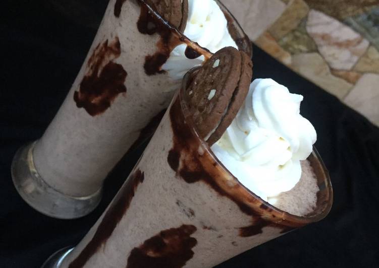 How to Make Ultimate Oreo milkshake