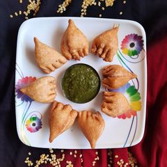 Instant mini moong dal samosa A picture of Instant mini moong dal samosa.