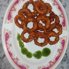 A picture of Crispy onion rings.