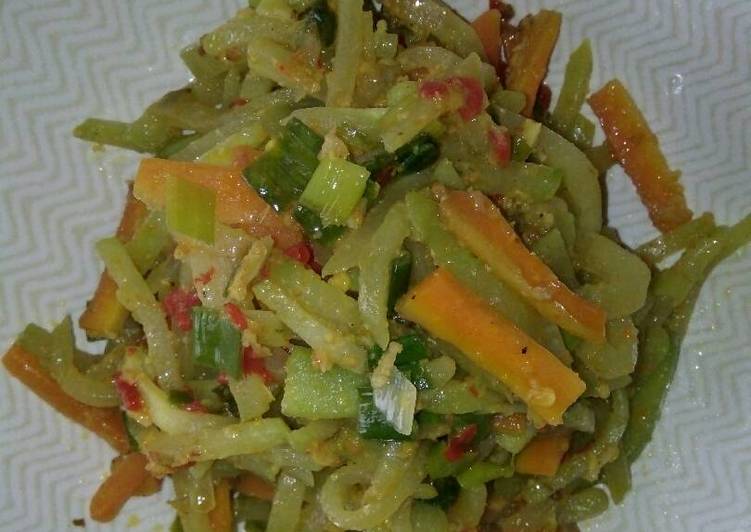 Bumbu Membuat Tumis labu + wortel bumbu kuning yang sempurna