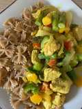 Vollkornfarfalle mit Puten-Gemüse-Pfanne