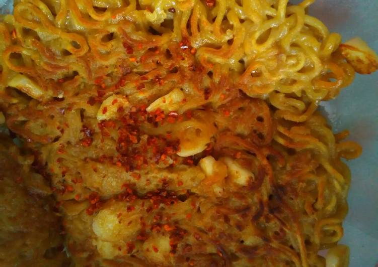 Recipe: Tasty Omelet Noodles (rendang sense)