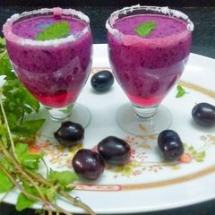 A picture of Black plum smoothie.