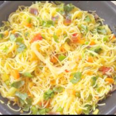 A picture of Rice noodles seviyan upma.
