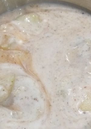 A picture of Dahi bhalle.