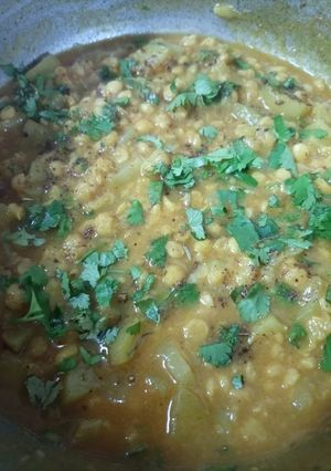 A picture of Chana dal n louki.