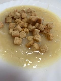 Una foto de Sopa de cebolla