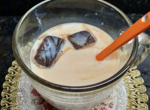 Una foto de Café frío (con leche) Iced Coffee