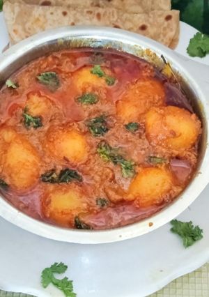 A picture of Delicious unique healthy authentic Kashmiri pandit style Kashmiri Dum Aloo.