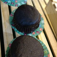 Dark chocolate cupcakes A picture of Dark chocolate cupcakes.