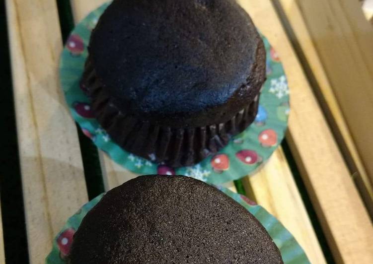 How to Make Super Quick Homemade Dark chocolate cupcakes