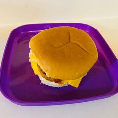 A picture of Burger 🍔 time.