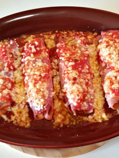 Una foto de Canelones de jamón York