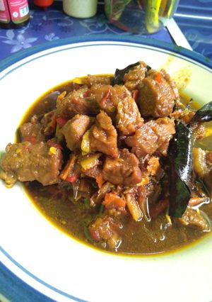 Foto resep Semur Daging Sapi - Daging Sapi Kuah Kecap Pedas