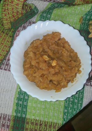 A picture of Sarkarai pongal.