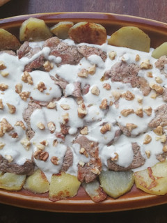 Una foto de Solomillo de cerdo al Roquefort con nueces