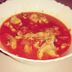 A picture of Tomato Chicken.