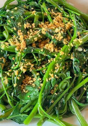 Hình của món Rau Muống Xào Tỏi.