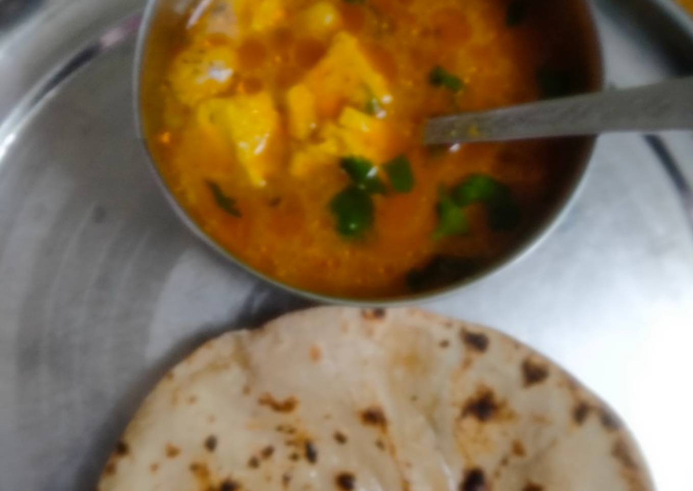 Matar paneer