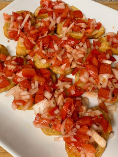 Bruschetta, tökéletes előétel! 😋🇮🇹 recept fotója
