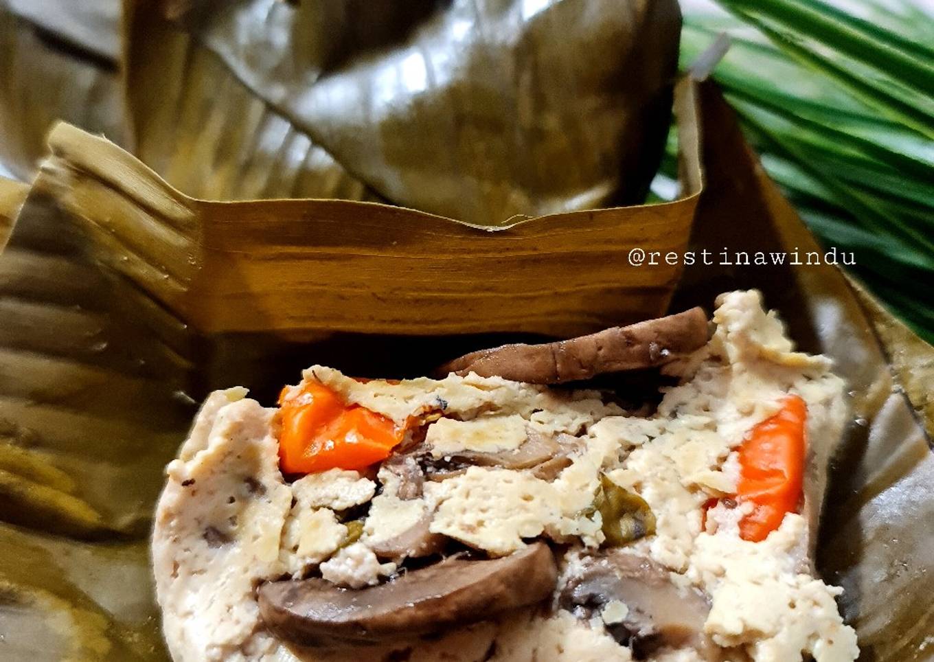 Pepes Tahu Jamur