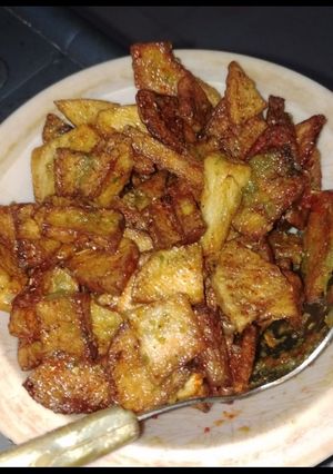 A picture of Aloo chaat.