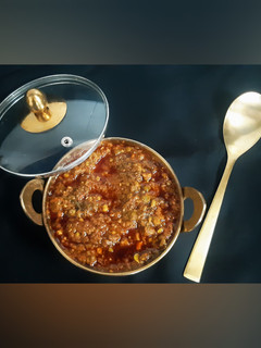 લીલા ચણા નું શાક (Lila Chana Nu Shak recipe in gujarati) રેસીપી મુખ્ય ફોટો